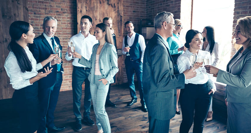 ll-events-office-party Monthly open houses allow members to socialize and form friendships.